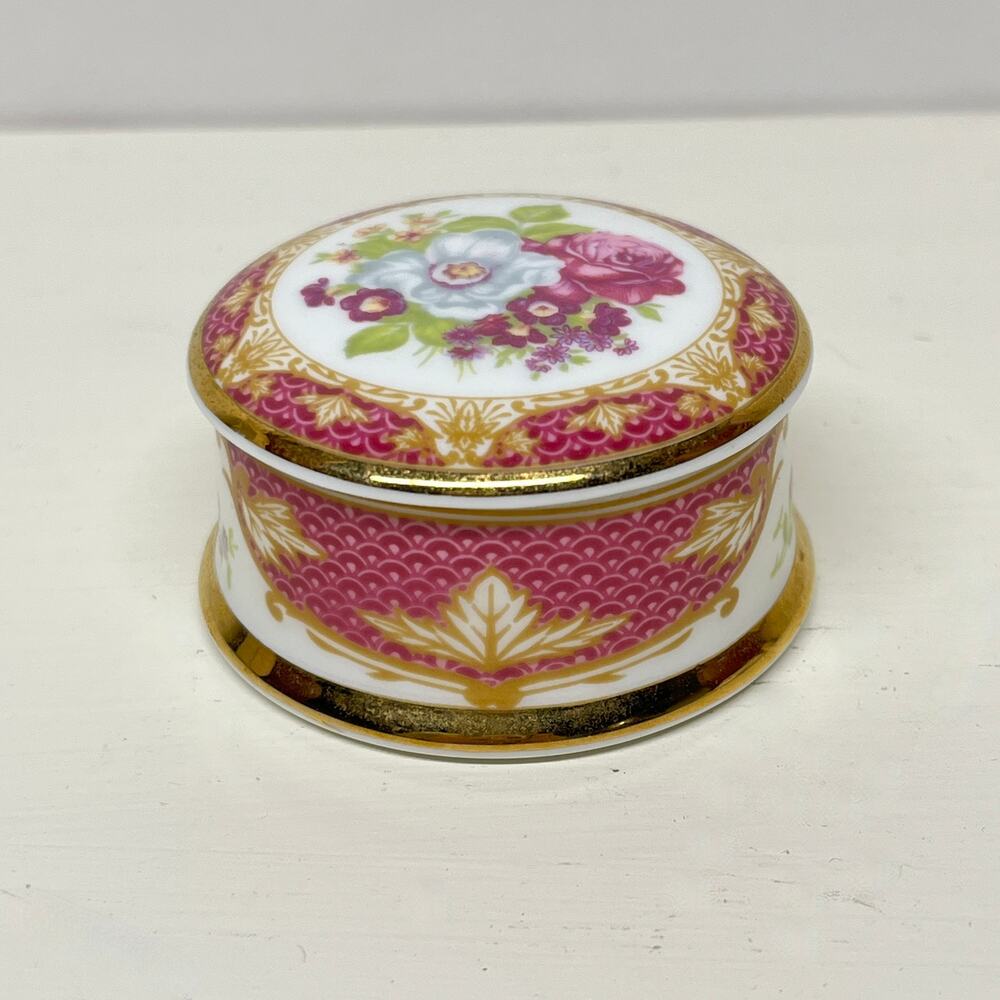 Falcon Bone China Handcrafted Staffordshire Jewelry Pill Box